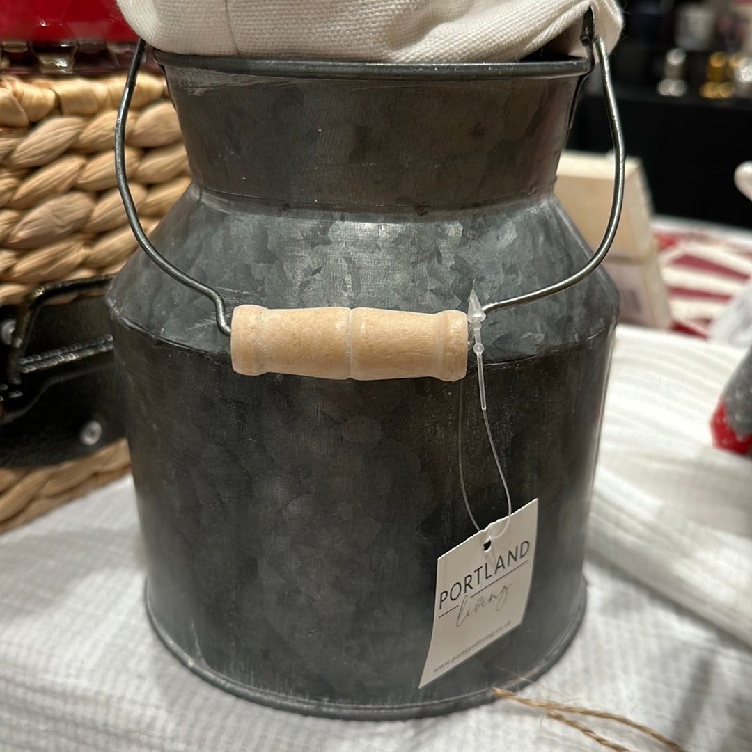 Metal jug